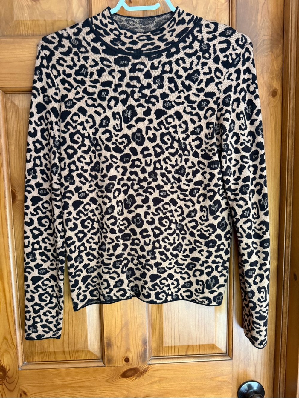 Renuar Leopard-Print Mock Neck Sweater in Black and Tan